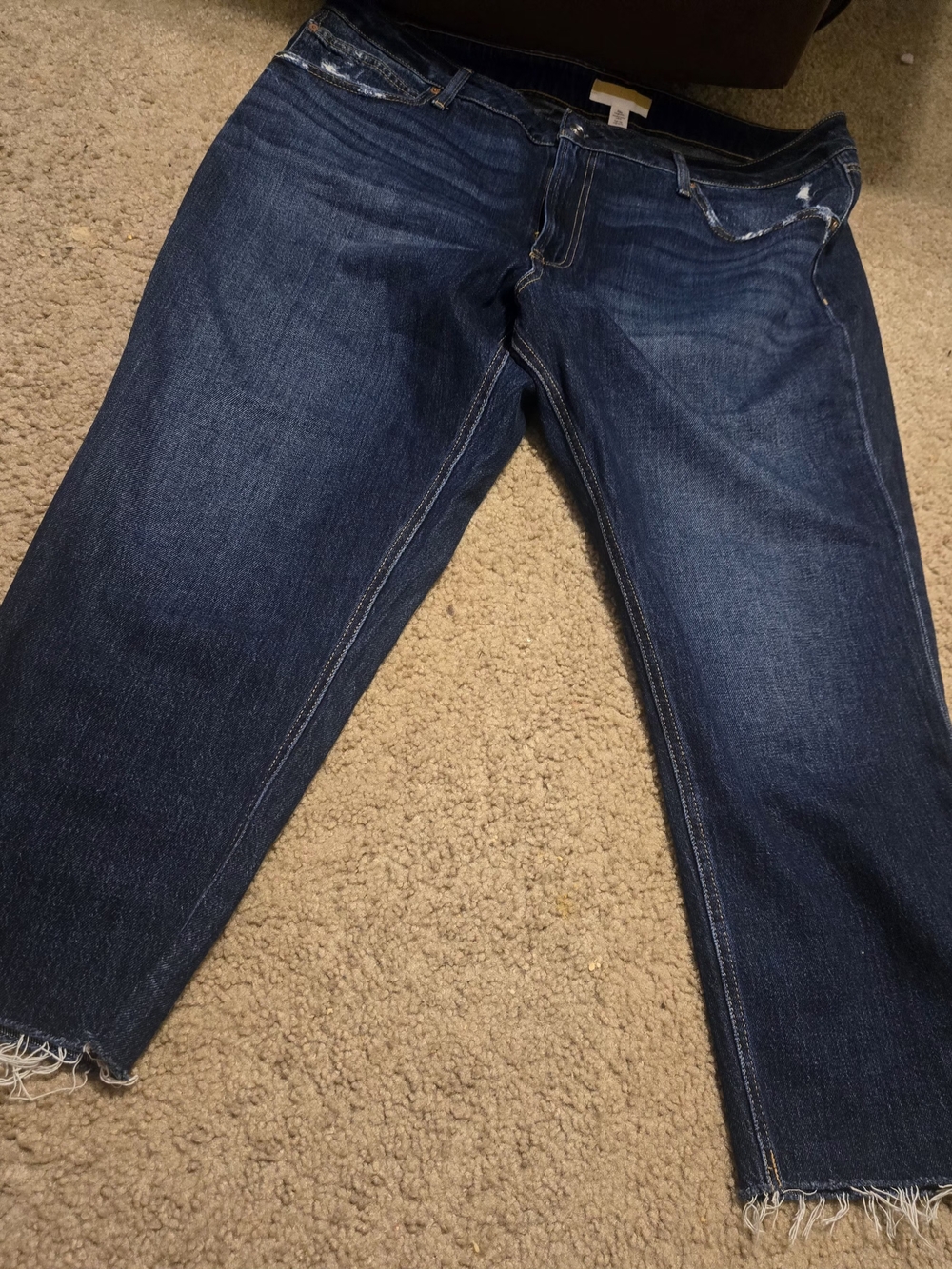 Dark Blue Cropped Jeans